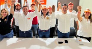Declina candidata del PRD a favor de Luis Torre; le reconoce liderato en encuestas